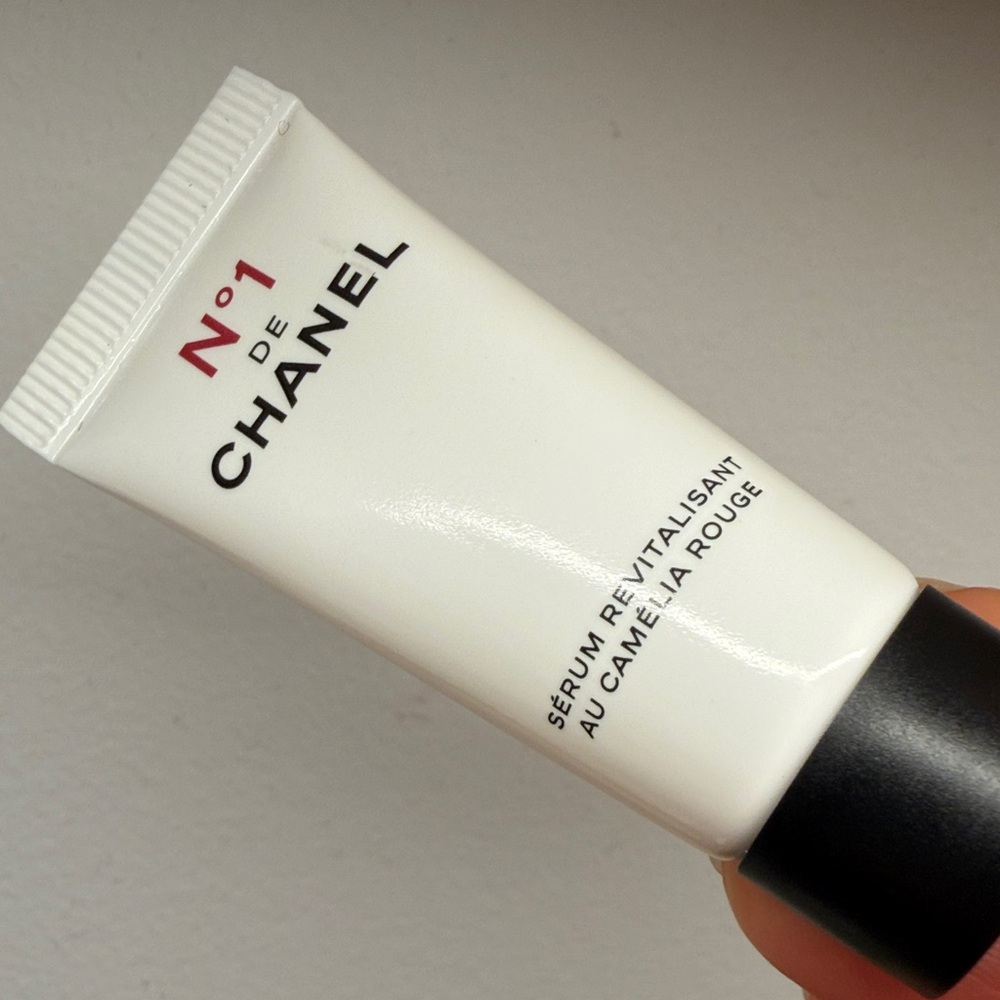 Chanel No1 DE CHANEL REVITALIZING SERUM Chanel Beauty No1 Serum 5mL